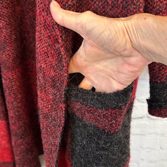 Joseph A. Red and Black Buffalo Plaid long open Cardigan - Picture 4 of 7